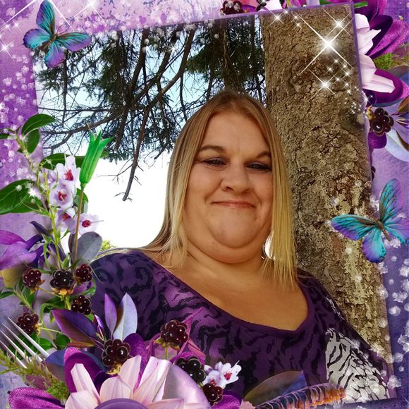 Meet your Posher, Angela - Picture 1 of 1